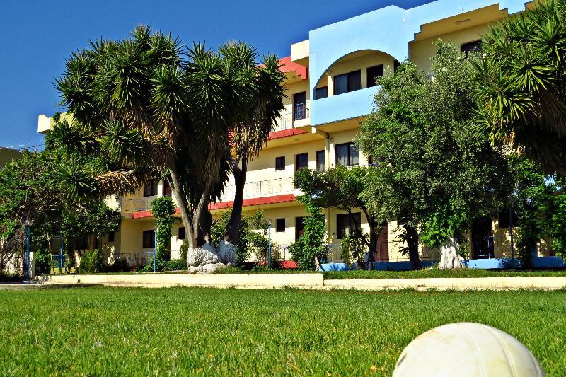 Maritime Hotel Apartments Petaloudes Bagian luar foto