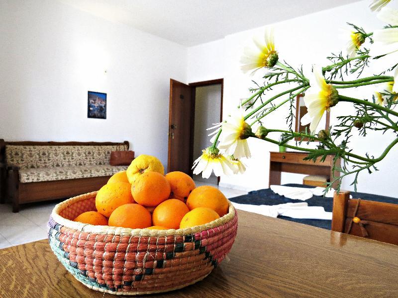 Maritime Hotel Apartments Petaloudes Bagian luar foto