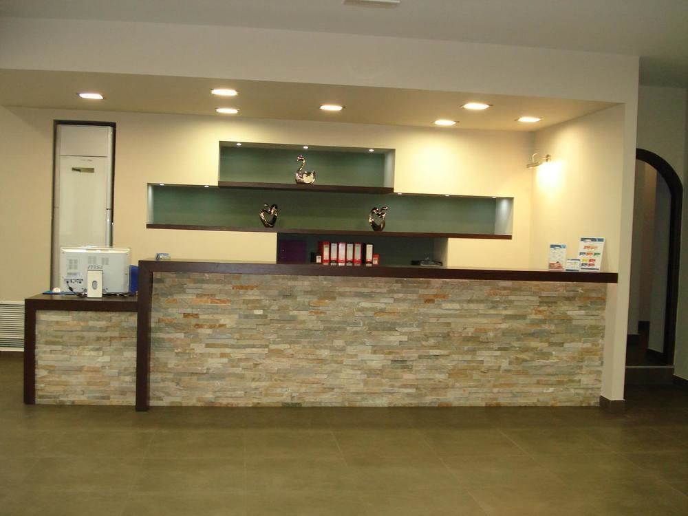 Maritime Hotel Apartments Petaloudes Bagian luar foto