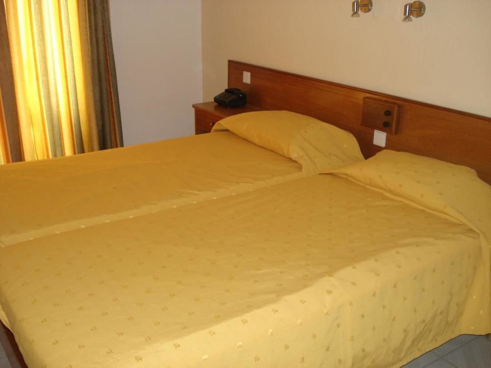 Maritime Hotel Apartments Petaloudes Bagian luar foto