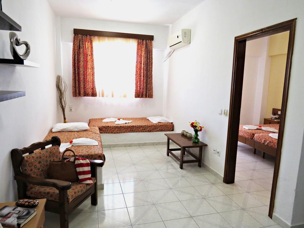 Maritime Hotel Apartments Petaloudes Bagian luar foto