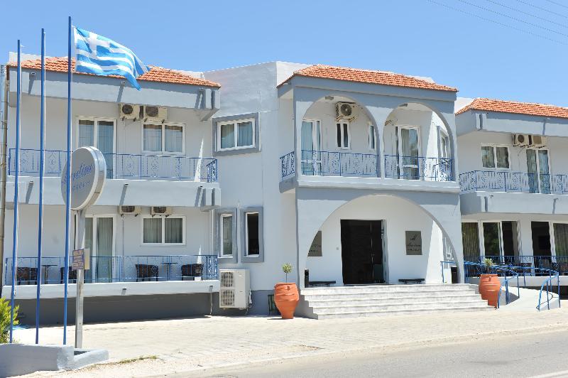 Maritime Hotel Apartments Petaloudes Bagian luar foto
